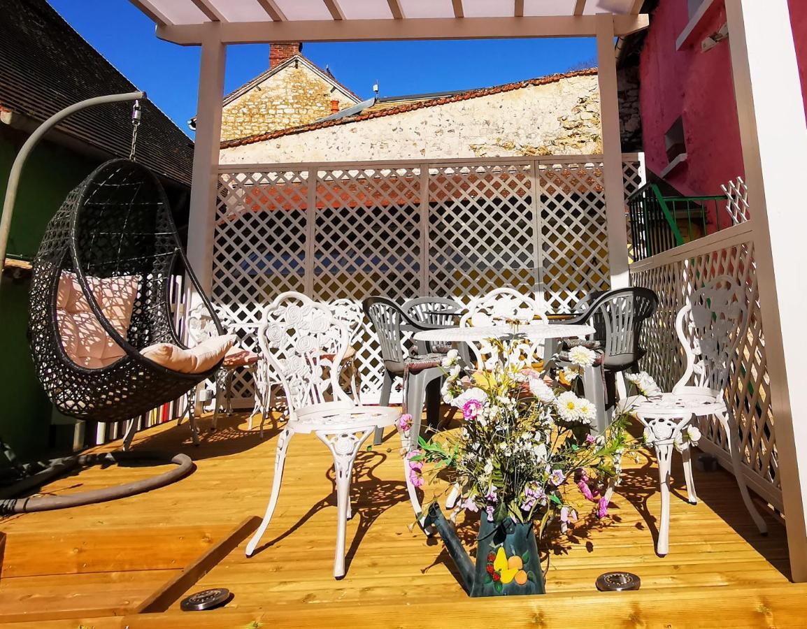 Le Coin Des Artistes Bed & Breakfast Giverny Exterior foto
