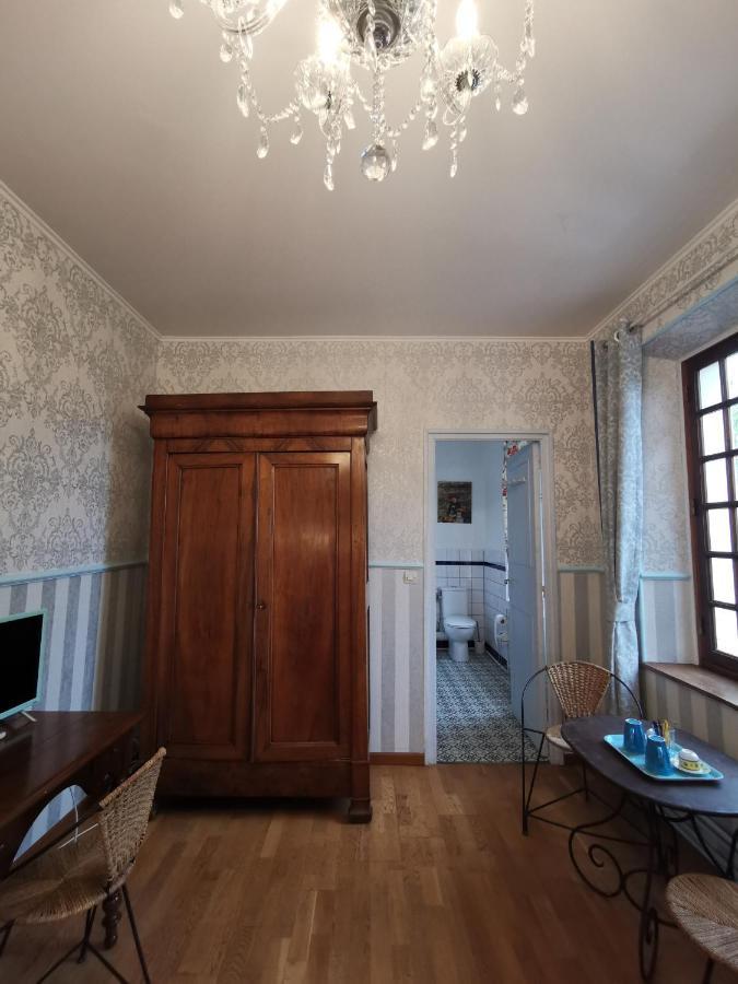 Le Coin Des Artistes Bed & Breakfast Giverny Exterior foto