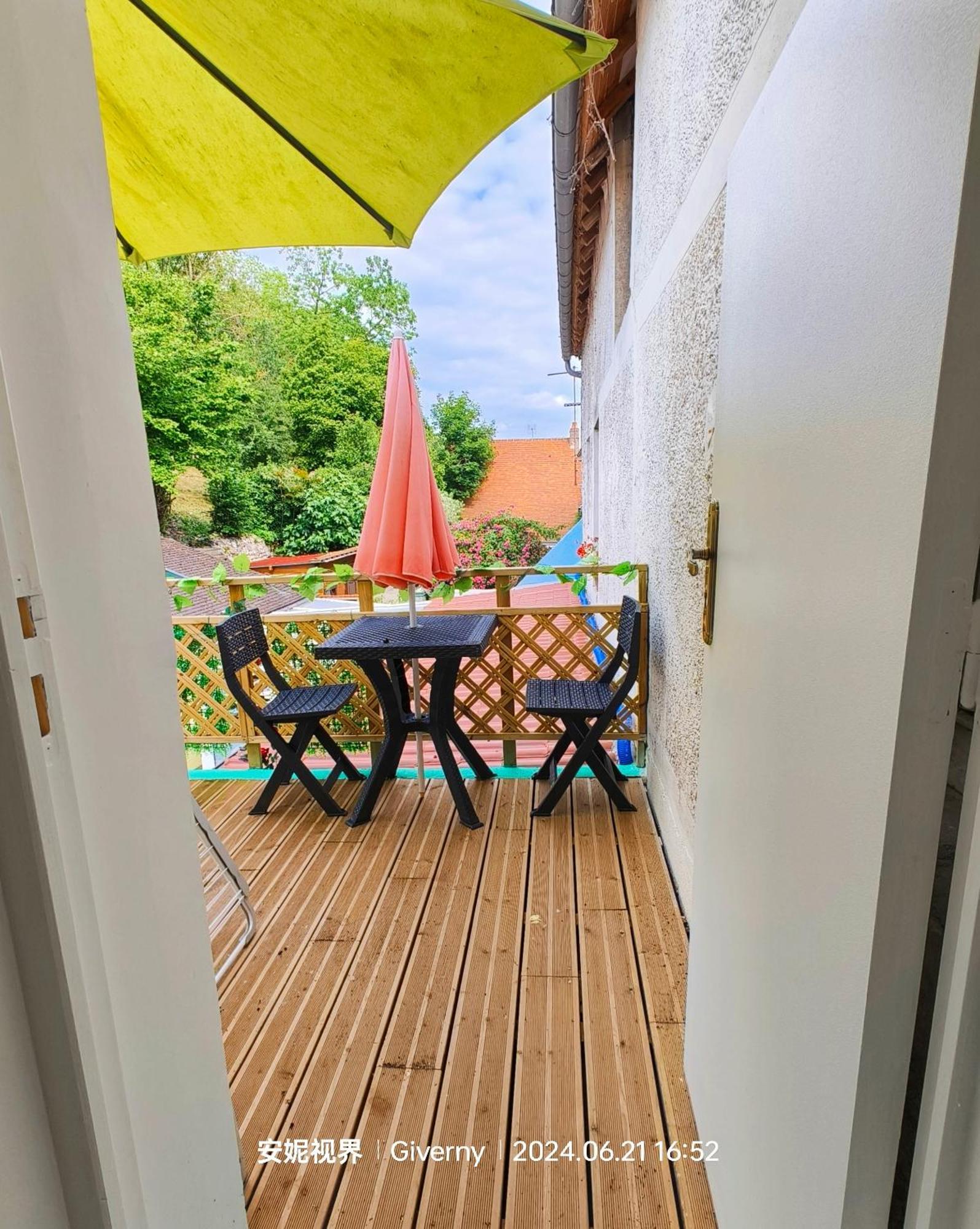 Le Coin Des Artistes Bed & Breakfast Giverny Exterior foto