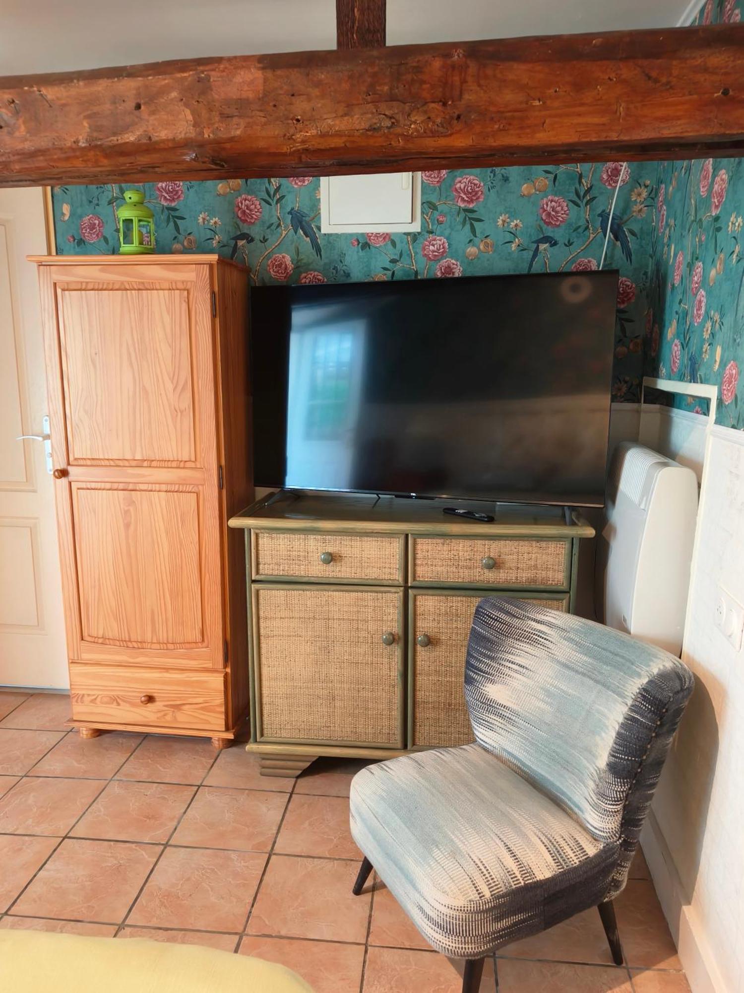 Le Coin Des Artistes Bed & Breakfast Giverny Cameră foto